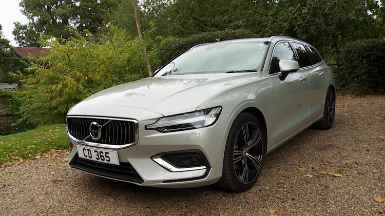 VOLVO V60 2.0 B4P Plus Dark 5dr Auto [7 speed]